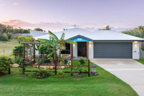 Agnes Retreat - 4 BR - 2 Min Walk to Beach